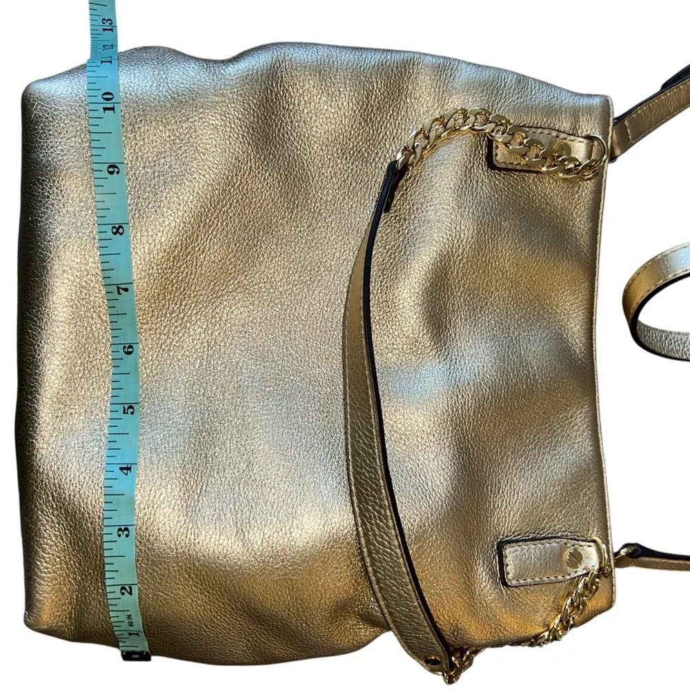Michael Kors Gold and Beige Handbag